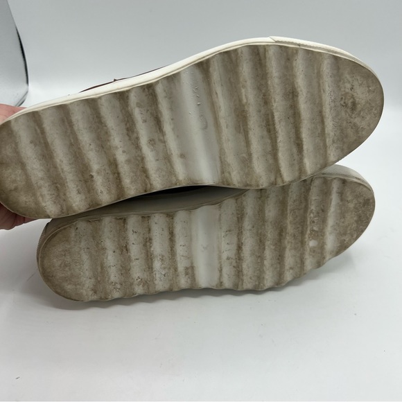 J/Slide 'Poppy" Booties - Picture 7 of 9